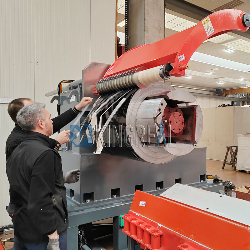 நிறுவல் சேவை -இத்தாலியில் எஸ்டீல் சுருள் வெட்டும் வரி